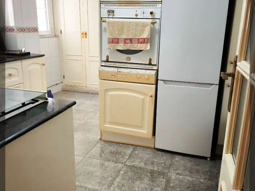 Piso en venta en Calle Pérez Galdós, 22, Nueva Andalucía Cocina de Piso en venta en Almería con Aire acondicionado, Calefacción y Amueblado
