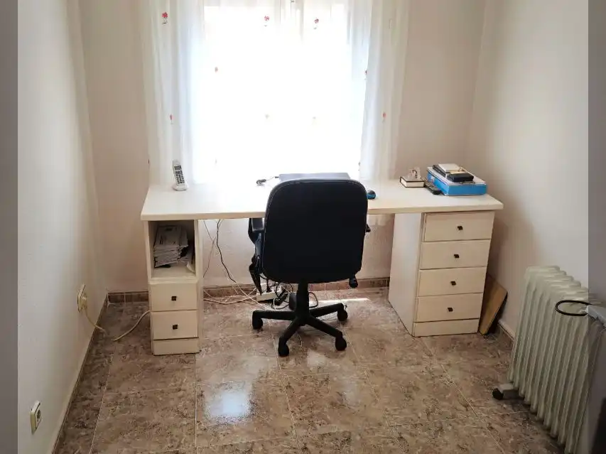 Piso en venta en Calle Pérez Galdós, 22, Nueva Andalucía Piso en venta en Almería con Aire acondicionado, Calefacción y Amueblado