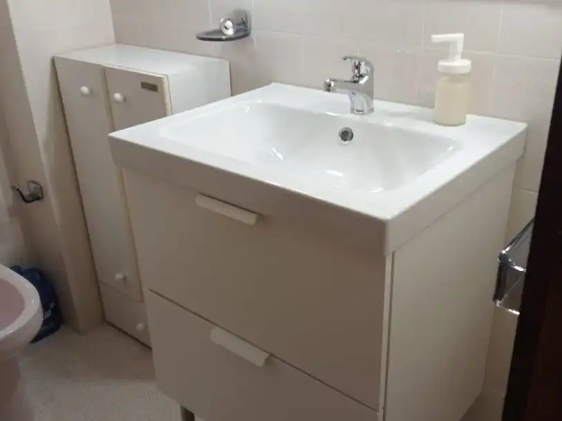 Badezimmer von Wohnung zur Miete in Sevilla mit Terrasse, Möbliert und Gemeinschaftsparkplatz