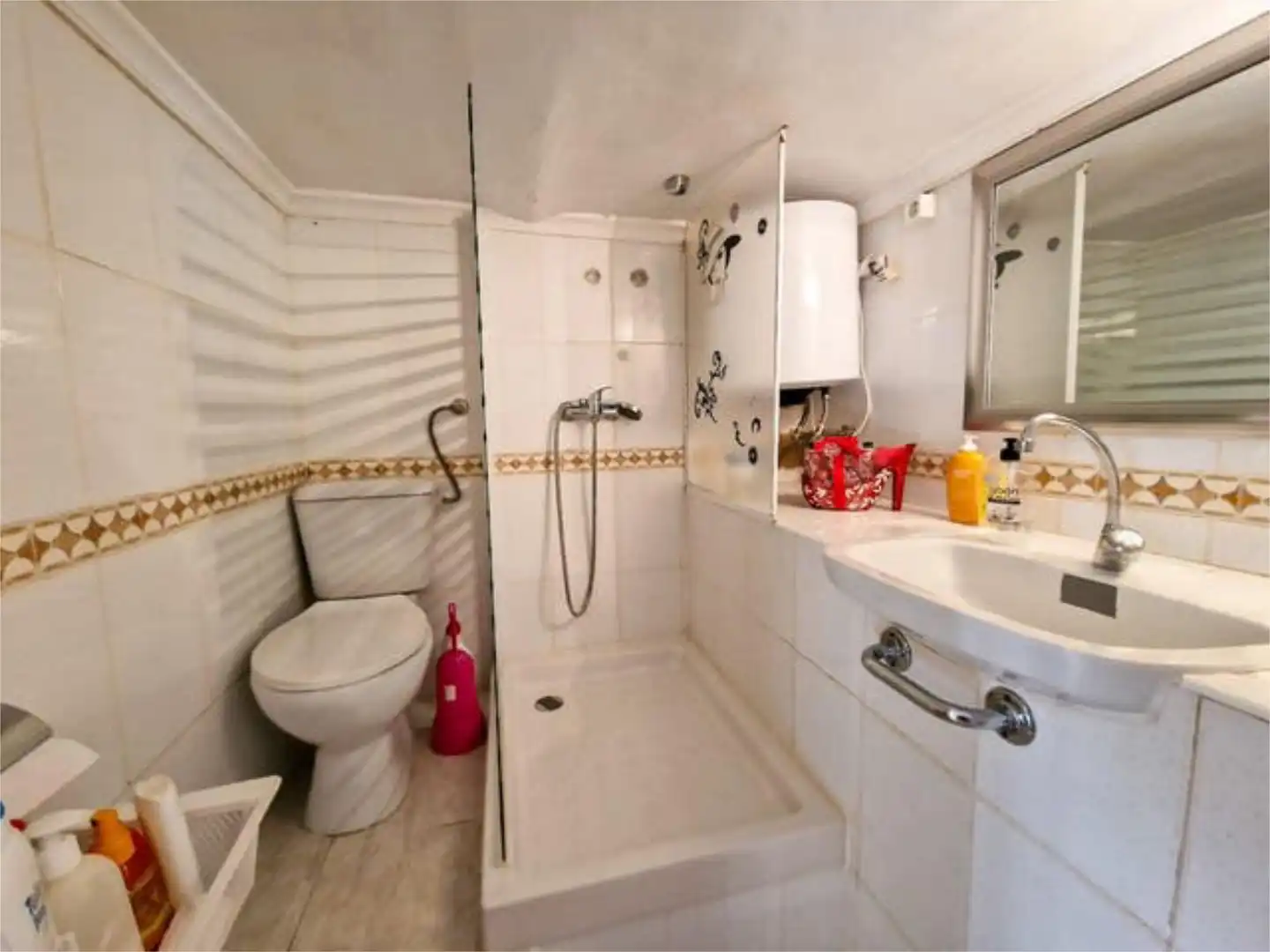 Casa o xalet en venda a La Marina Bany de Casa o xalet en venda en Elche / Elx amb Terrassa, Traster i Moblat