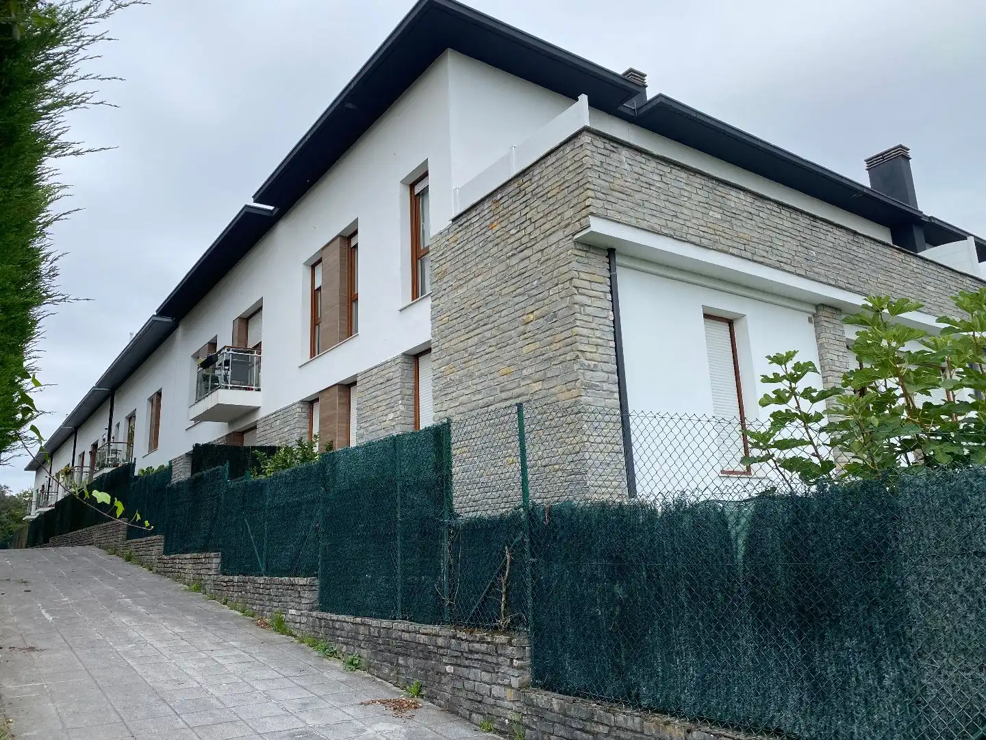 Piso en venta en Lorentzo Deuna Kalea, 1, Mungia Vista exterior de Piso en venta en Mungia con Calefacción, Parquet y Terraza