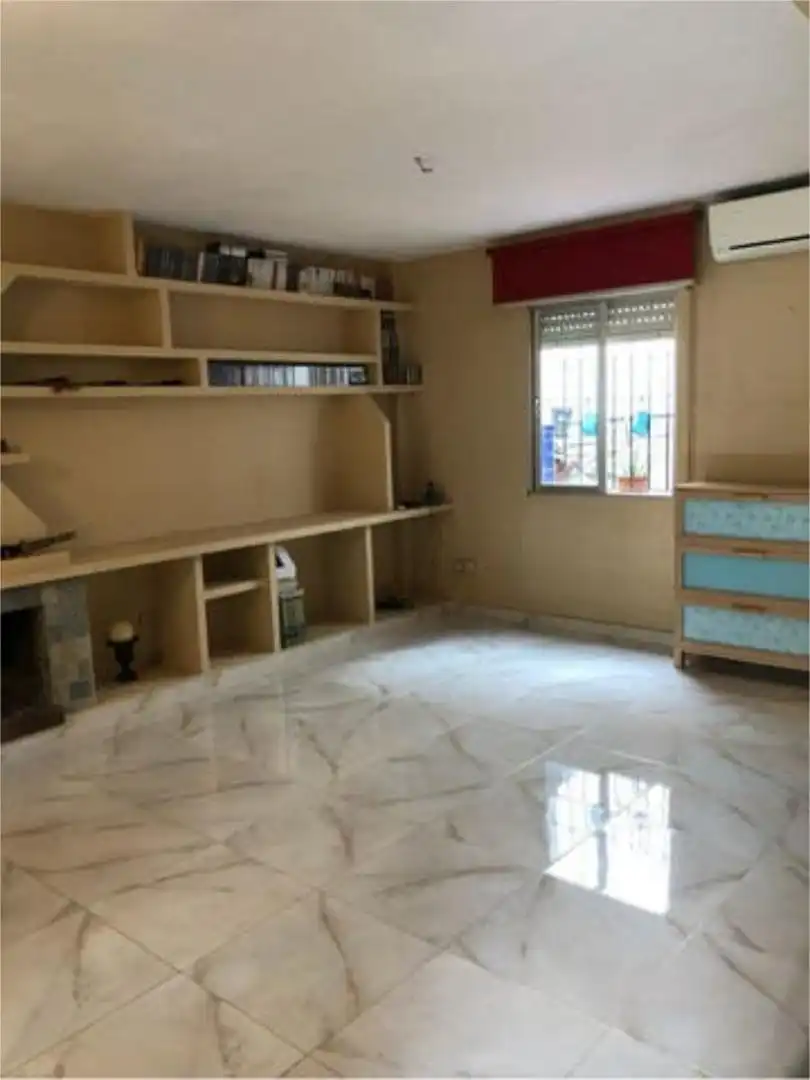 Habitación de Casa o chalet de alquiler en San Juan de Aznalfarache con Amueblado