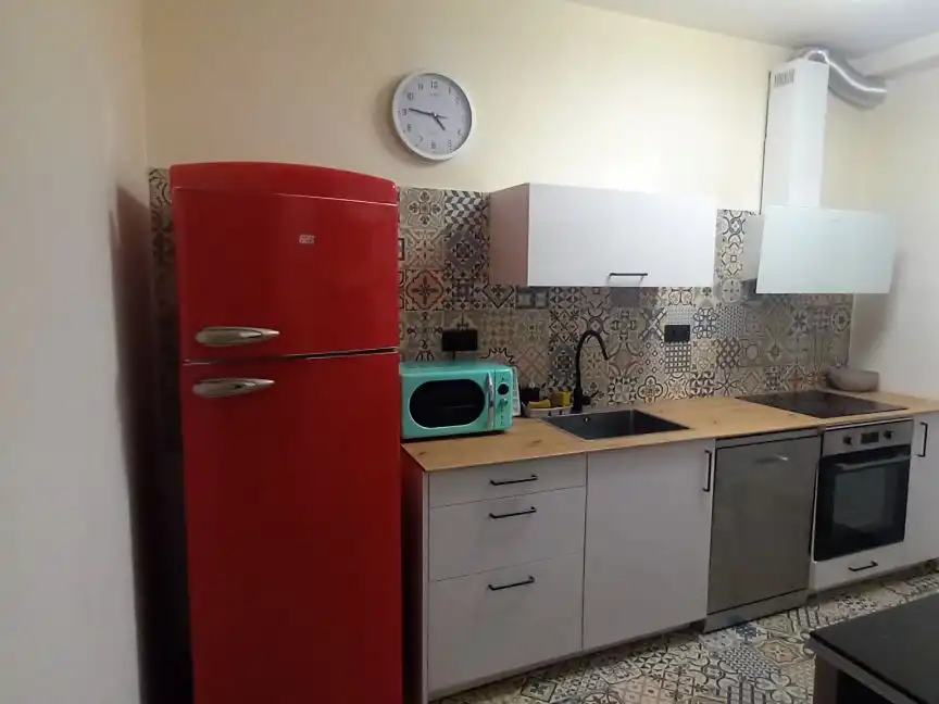 Wohnung zur Miete in Rúa Da Concordia, 17, Ourense Capital Küche von Wohnung zur Miete in Ourense Capital mit Balkon
