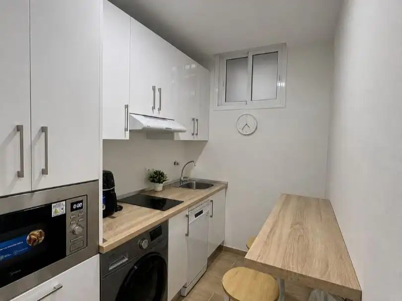 Piso de alquiler en Calle Tello de Guzmán, 1, Tiro de Línea Cocina de Piso de alquiler en Sevilla con Aire acondicionado y Amueblado