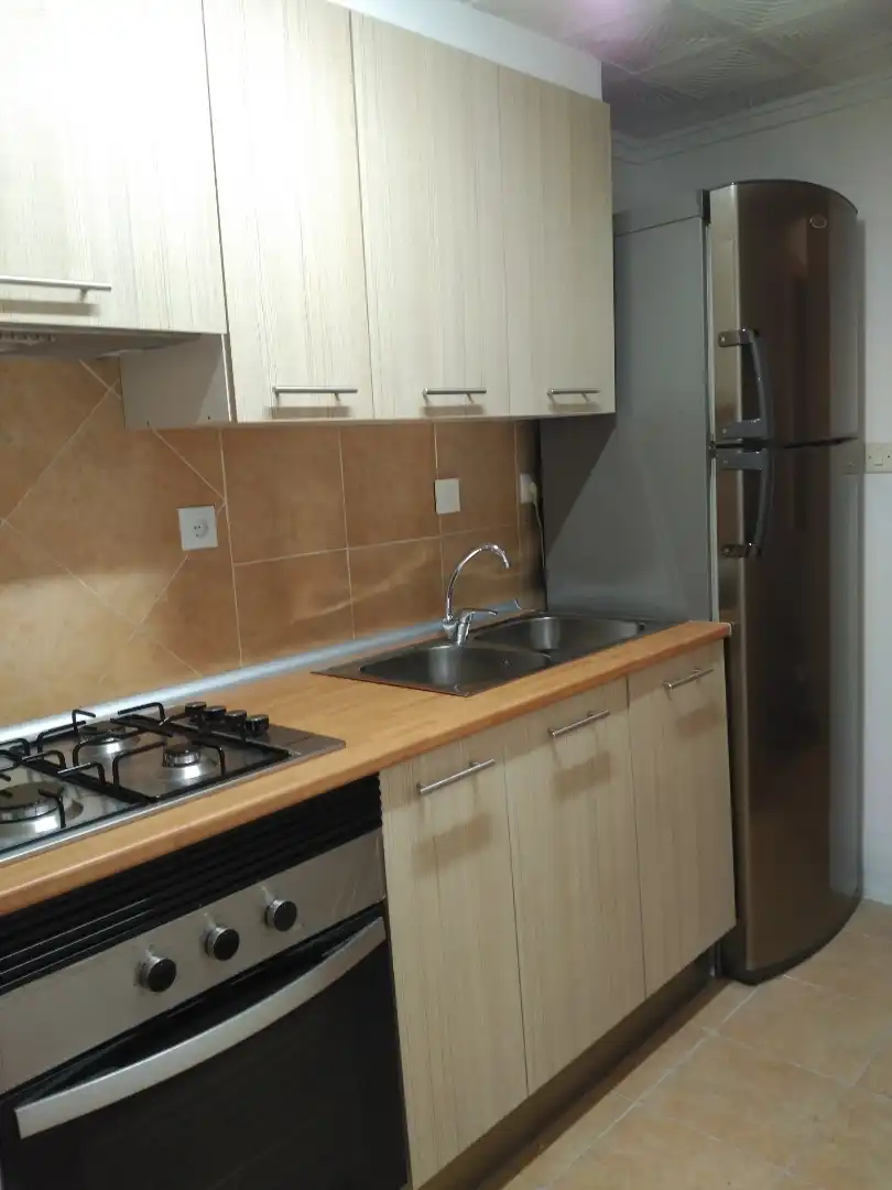 Piso de alquiler en Carrer de Santa Teresa de Jesús, 1, Zona Campus Universitario Cocina de Piso de alquiler en Burjassot con Aire acondicionado y Balcón