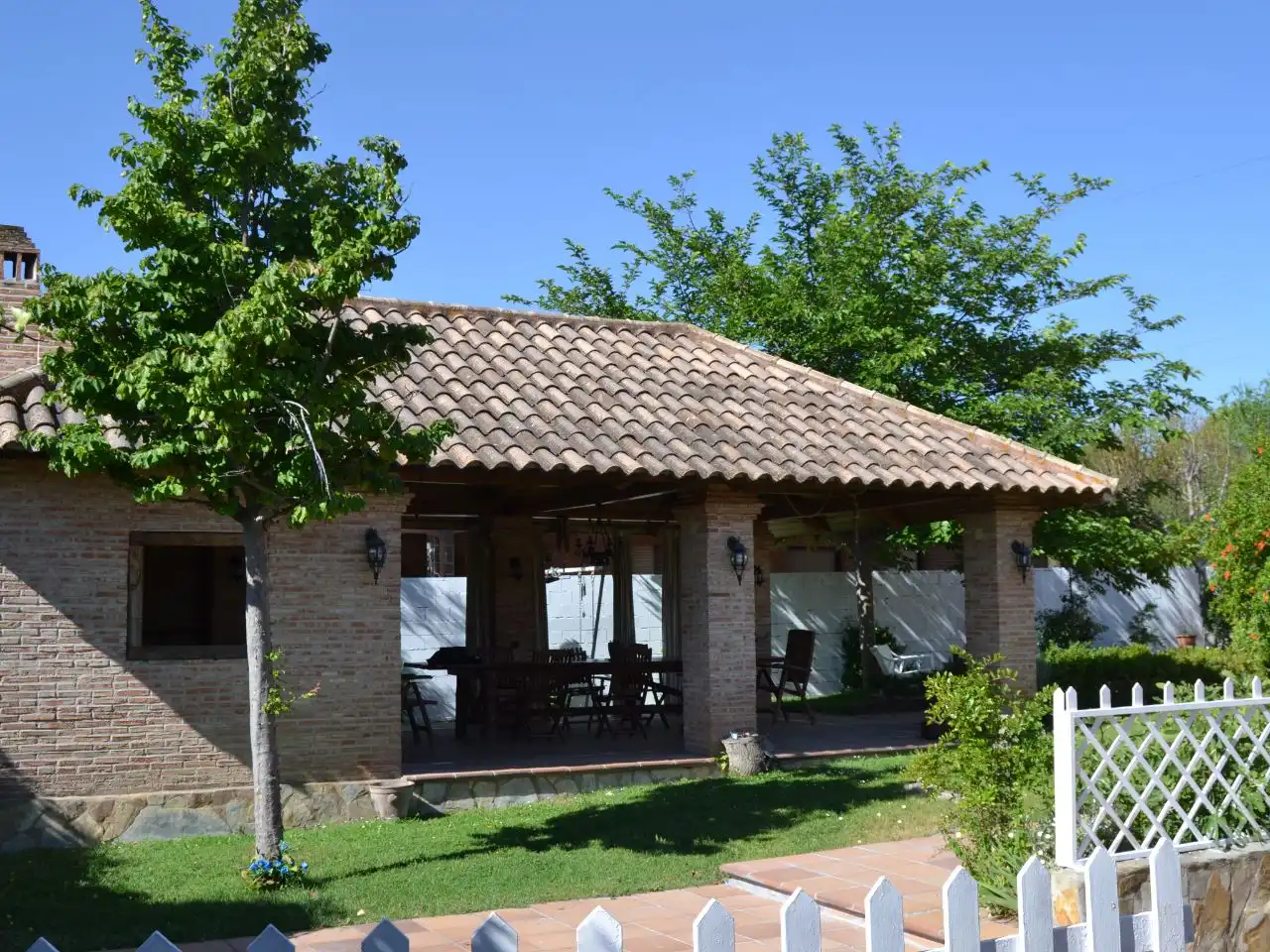 Houses for sale in Peñas Albas - Zulema Houses for sale in Villalbilla with Air Conditioner, Terrace and Swimming Pool