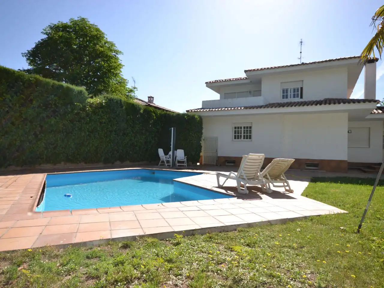 Houses for sale in Peñas Albas - Zulema Swimming pool of Houses for sale in Villalbilla with Air Conditioner, Terrace and Swimming Pool
