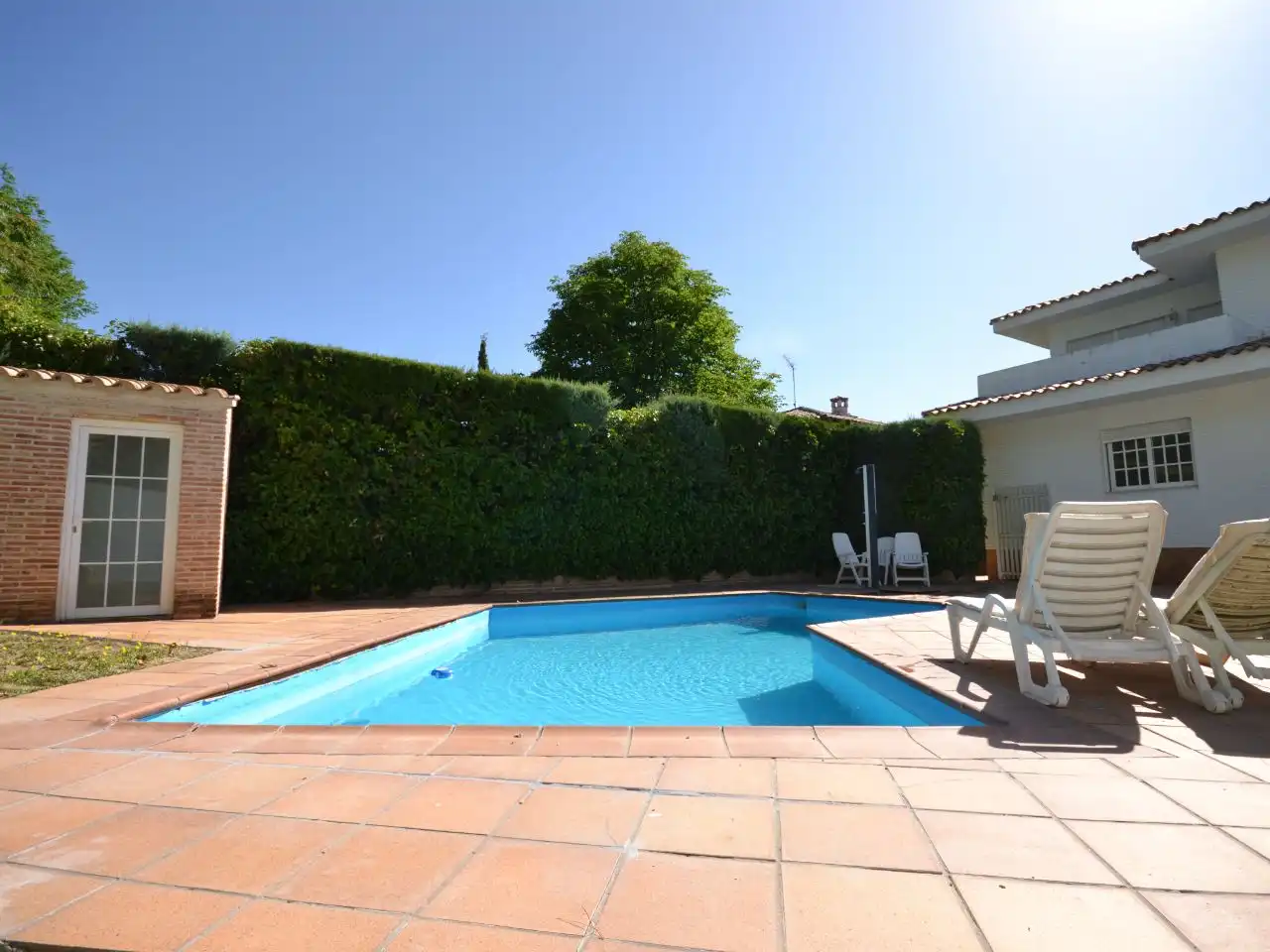 Houses for sale in Peñas Albas - Zulema Swimming pool of Houses for sale in Villalbilla with Air Conditioner, Terrace and Swimming Pool