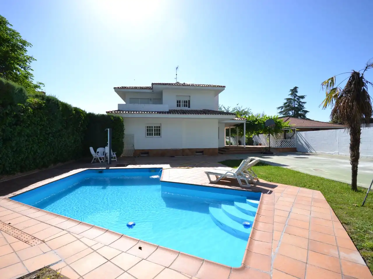 Houses for sale in Peñas Albas - Zulema Garden of Houses for sale in Villalbilla with Air Conditioner, Terrace and Swimming Pool