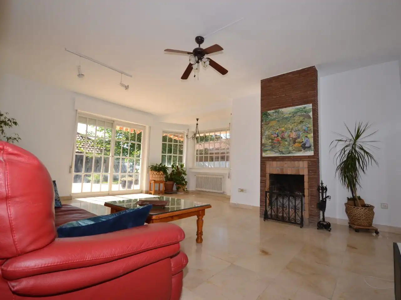 Houses for sale in Peñas Albas - Zulema Living room of Houses for sale in Villalbilla with Air Conditioner, Terrace and Swimming Pool