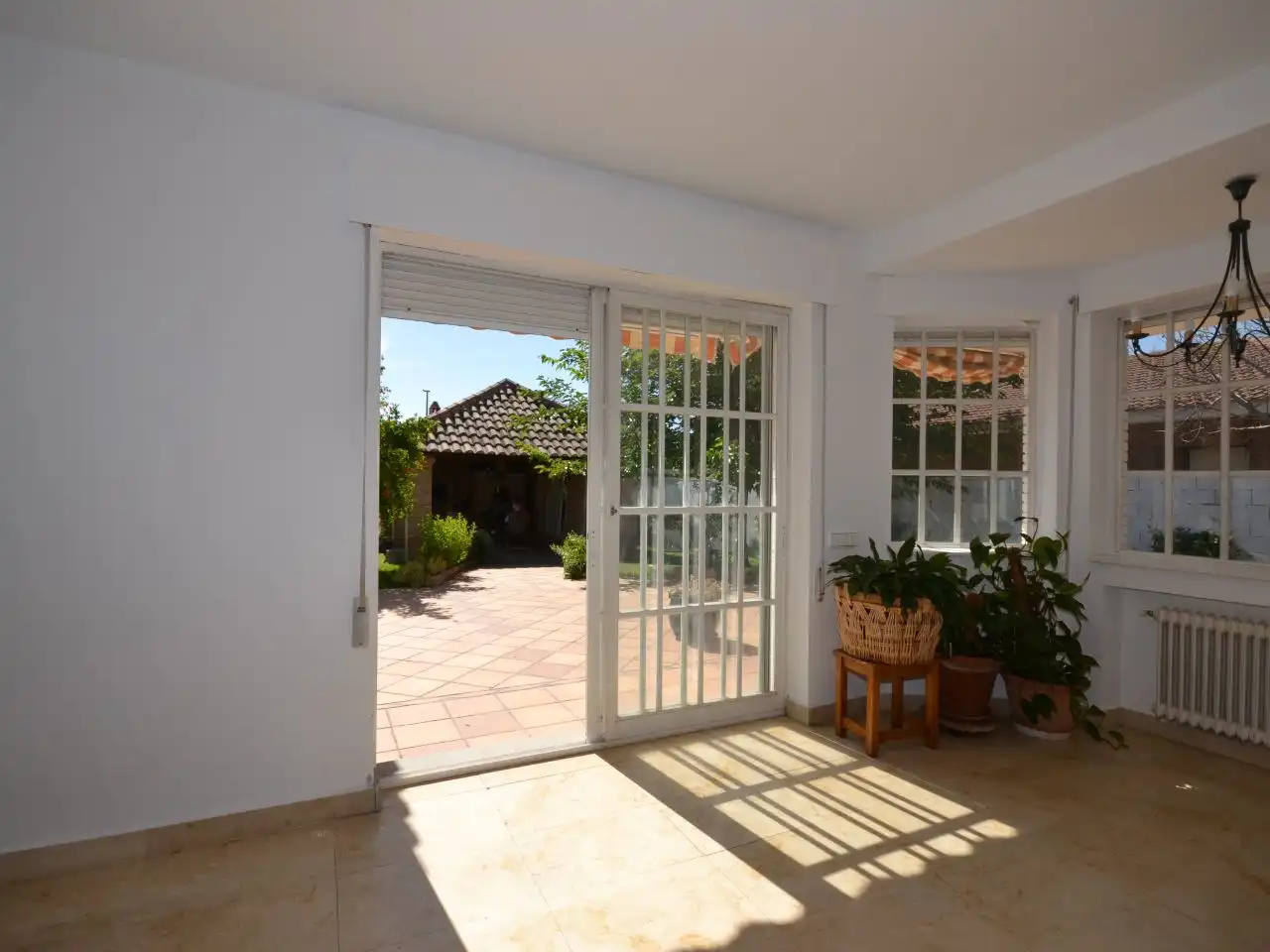 Houses for sale in Peñas Albas - Zulema Houses for sale in Villalbilla with Air Conditioner, Terrace and Swimming Pool