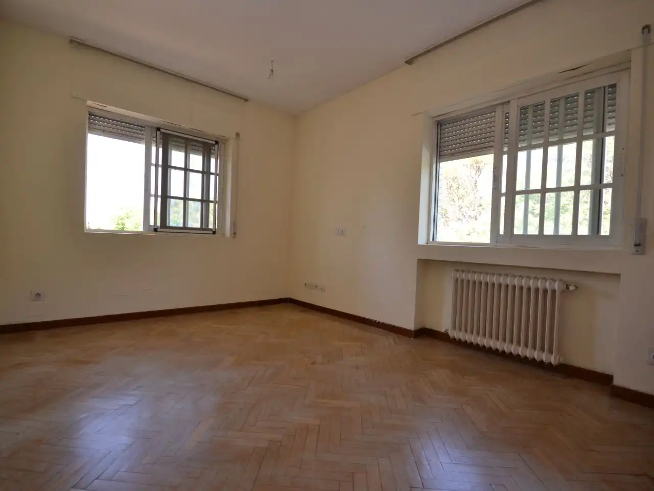 Houses for sale in Peñas Albas - Zulema Living room of Houses for sale in Villalbilla with Air Conditioner, Terrace and Swimming Pool