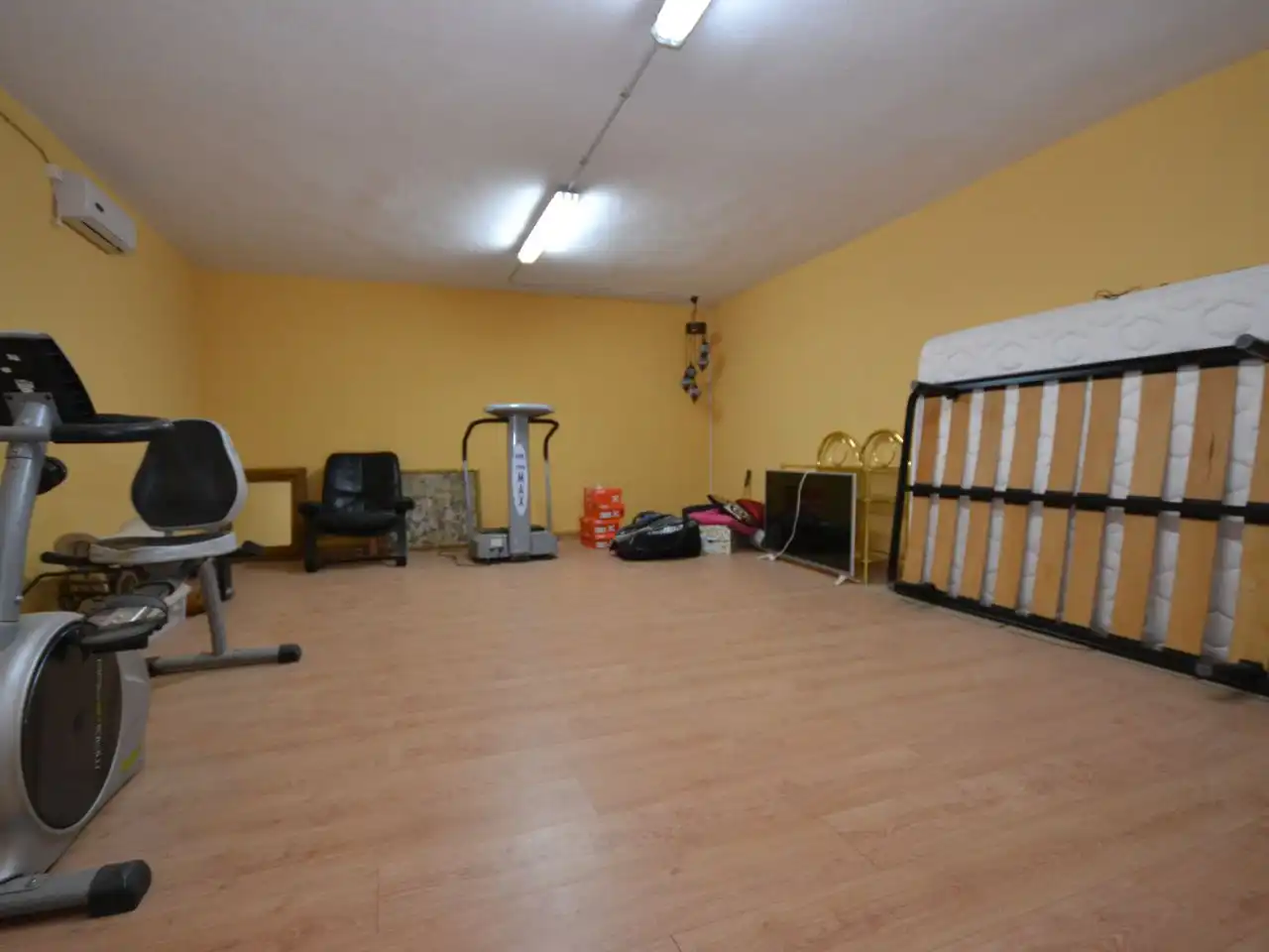 Houses for sale in Peñas Albas - Zulema Houses for sale in Villalbilla with Air Conditioner, Terrace and Swimming Pool