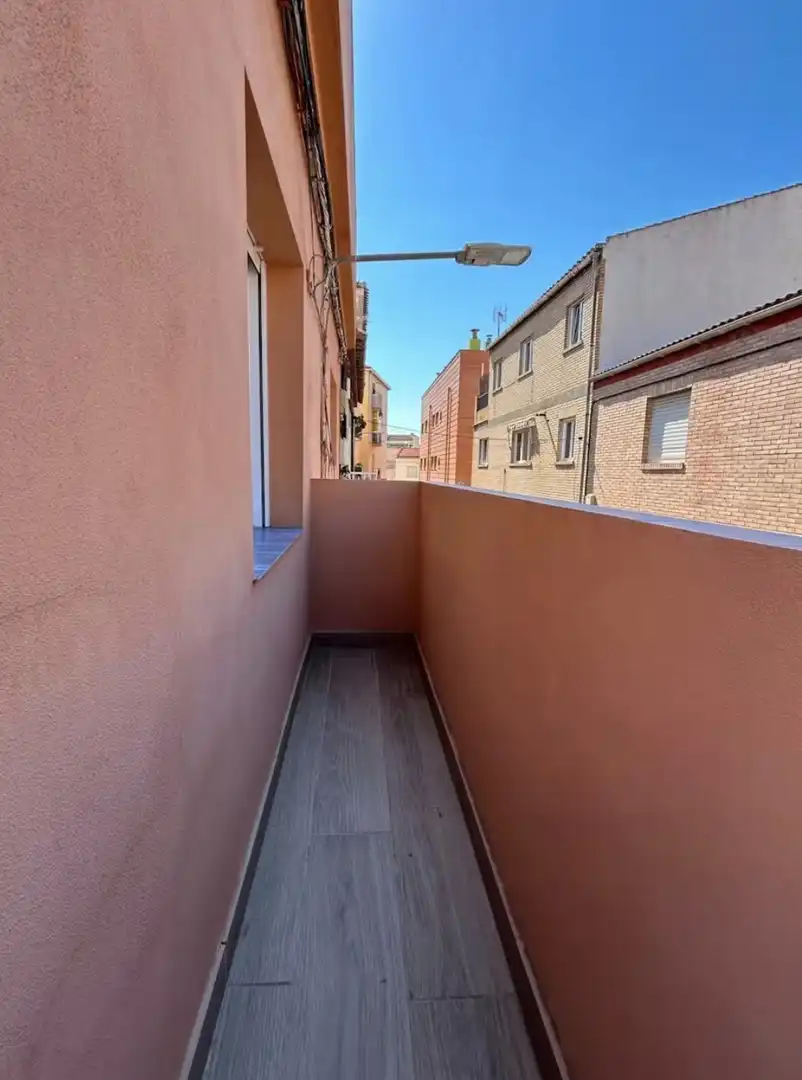 Pis de lloguer a Calle Xauen, 13, Barrio de Zaidín Terrassa de Pis de lloguer en Granada amb Aire condicionat, Calefacció i Terrassa