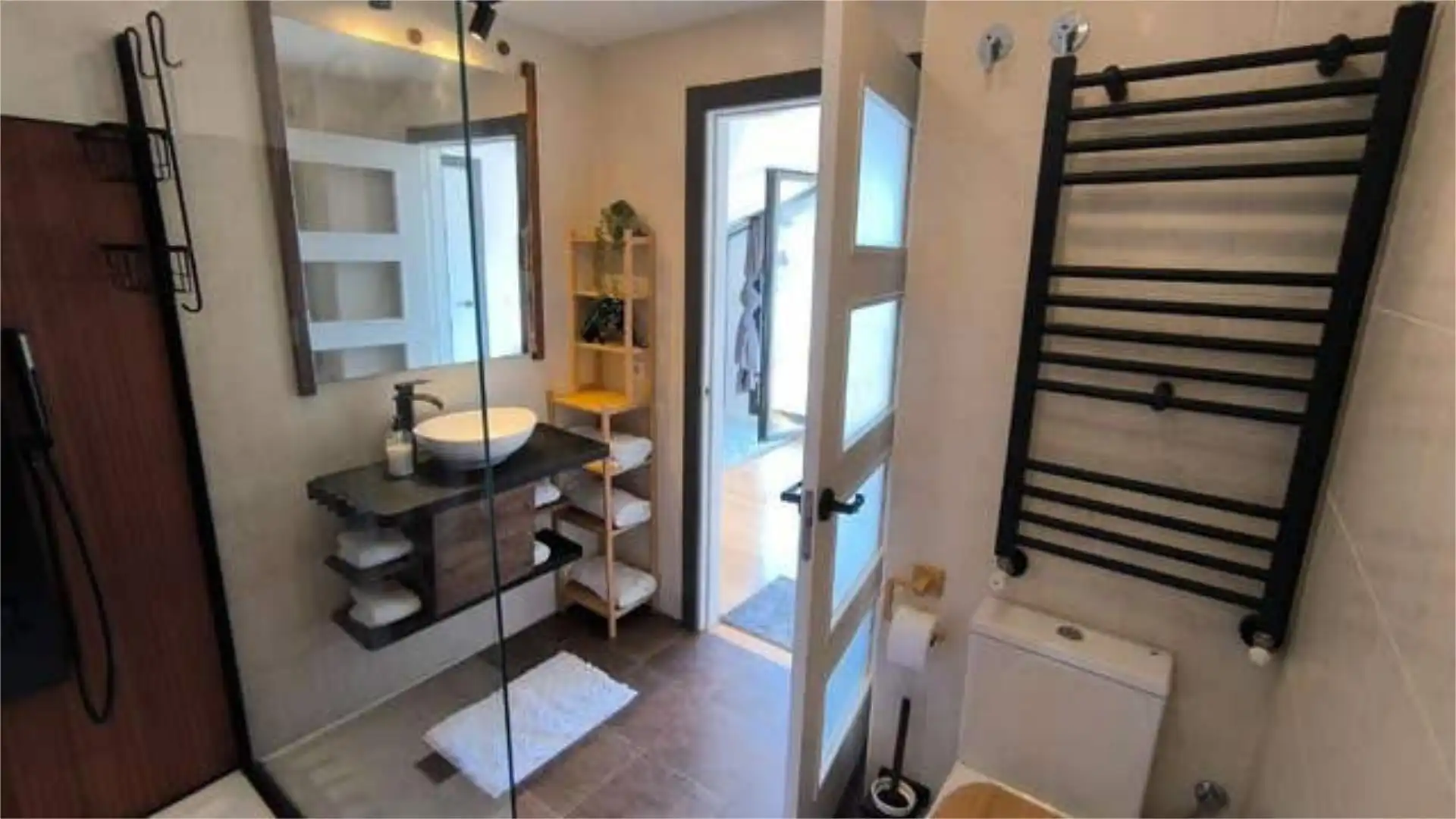 Wohnungen zur Miete in Mundaka Badezimmer von Wohnungen zur Miete in Mundaka mit Heizung, Terrasse und Möbliert