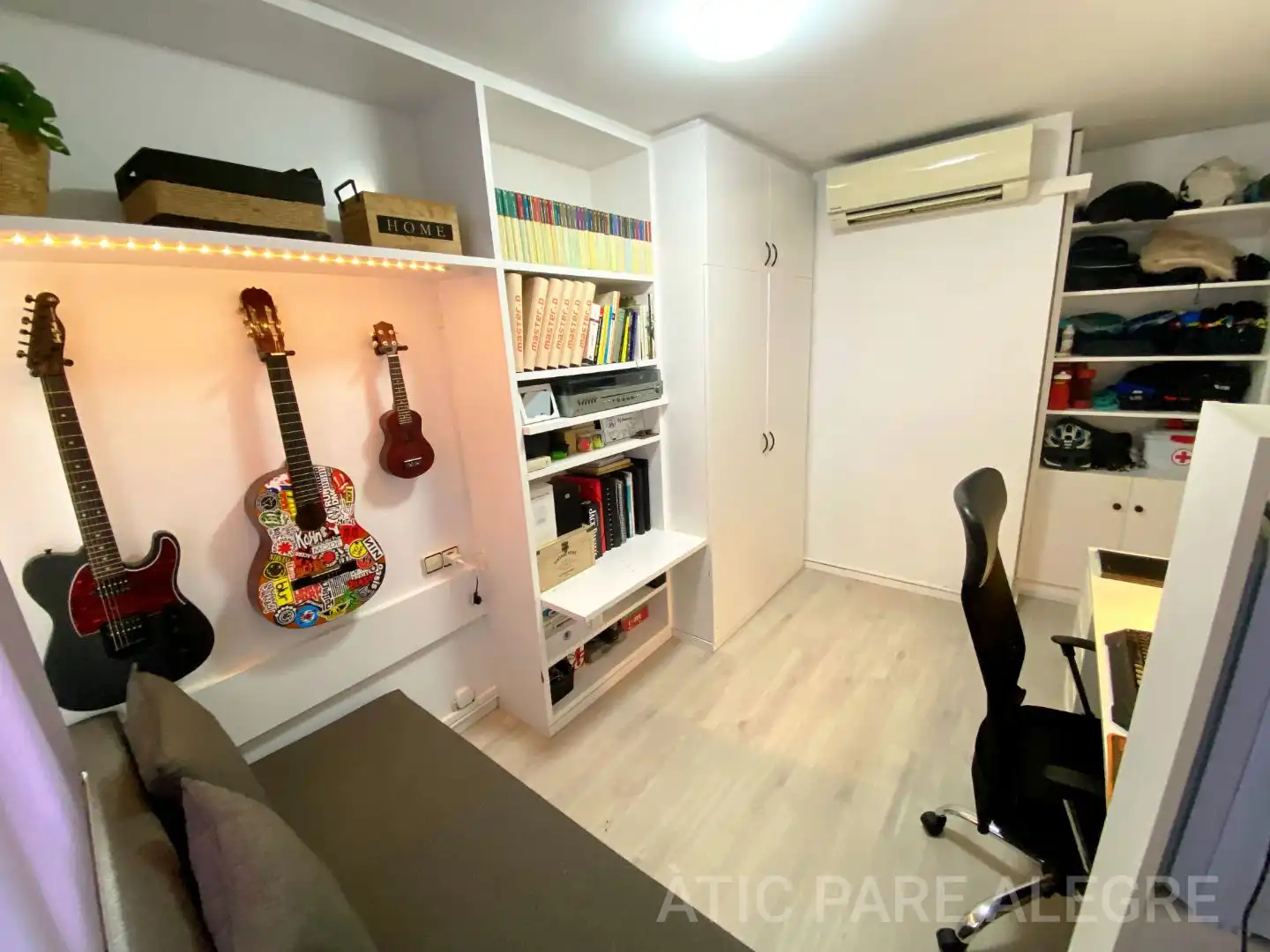 Ático en venta en Rambleta del Pare Alegre, 60, La Cogullada Ático en venta en Terrassa con Aire acondicionado, Calefacción y Parquet
