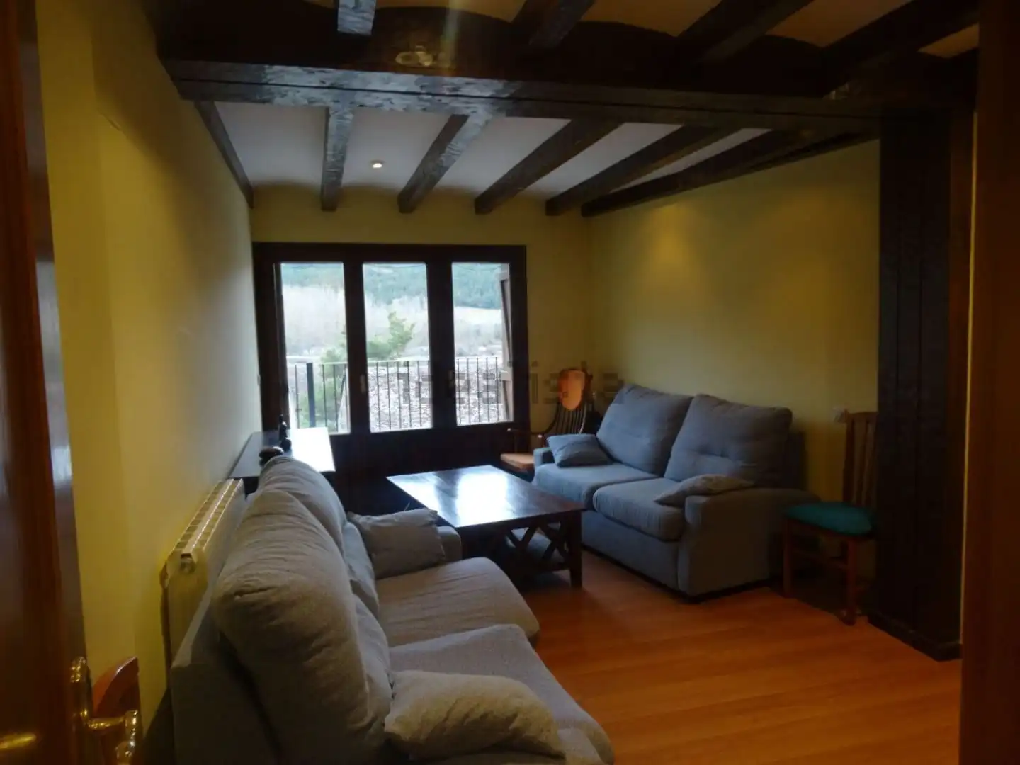 Wohnzimmer von Wohnung zur Miete in Valle de Hecho mit Heizung, Parkett und Terrasse
