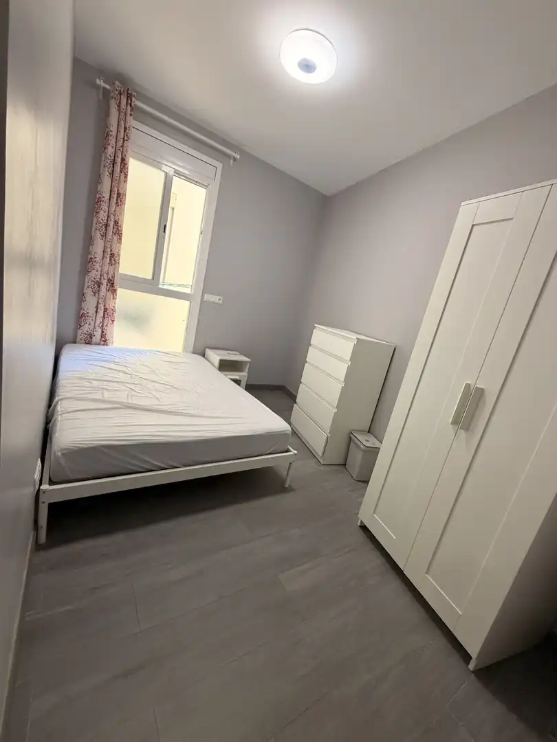 Piso de alquiler en Avinguda del Paral·lel, El Raval Habitación de Piso de alquiler en Barcelona