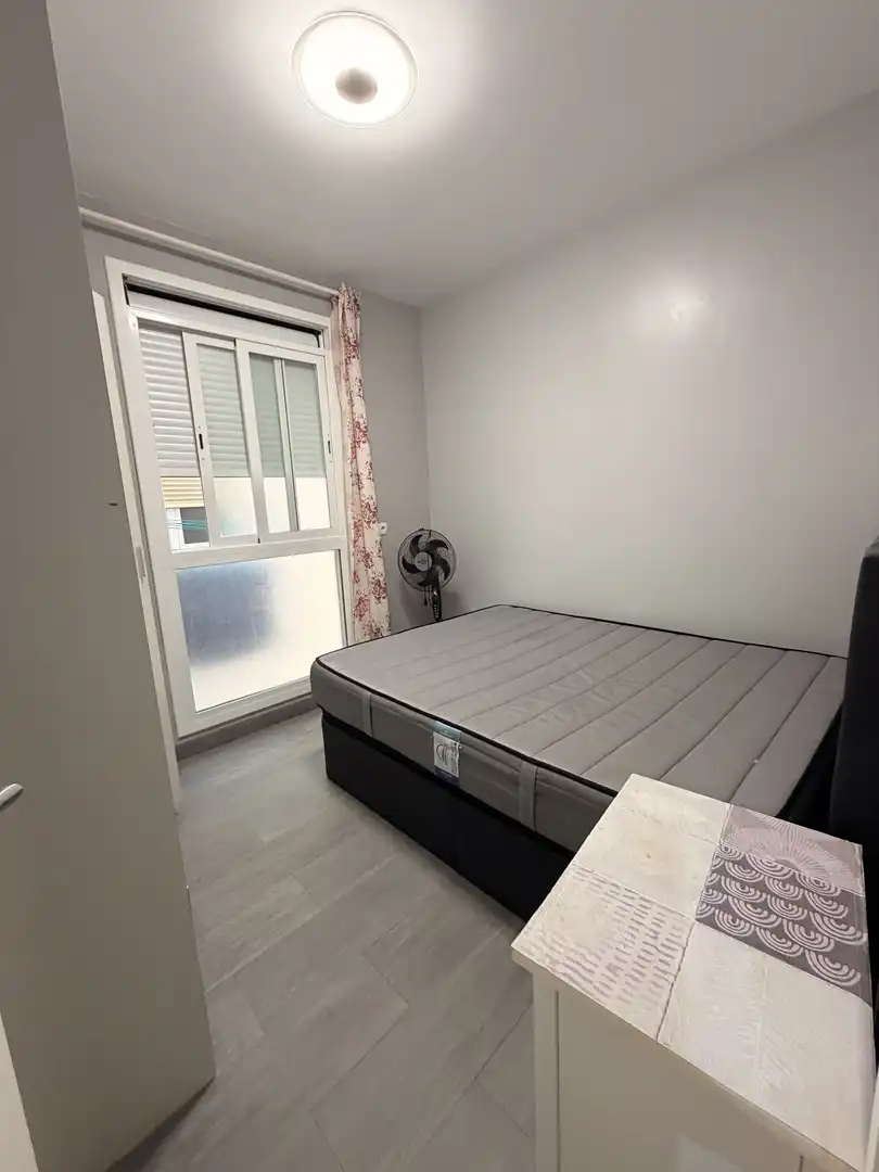 Piso de alquiler en Avinguda del Paral·lel, El Raval Habitación de Piso de alquiler en Barcelona