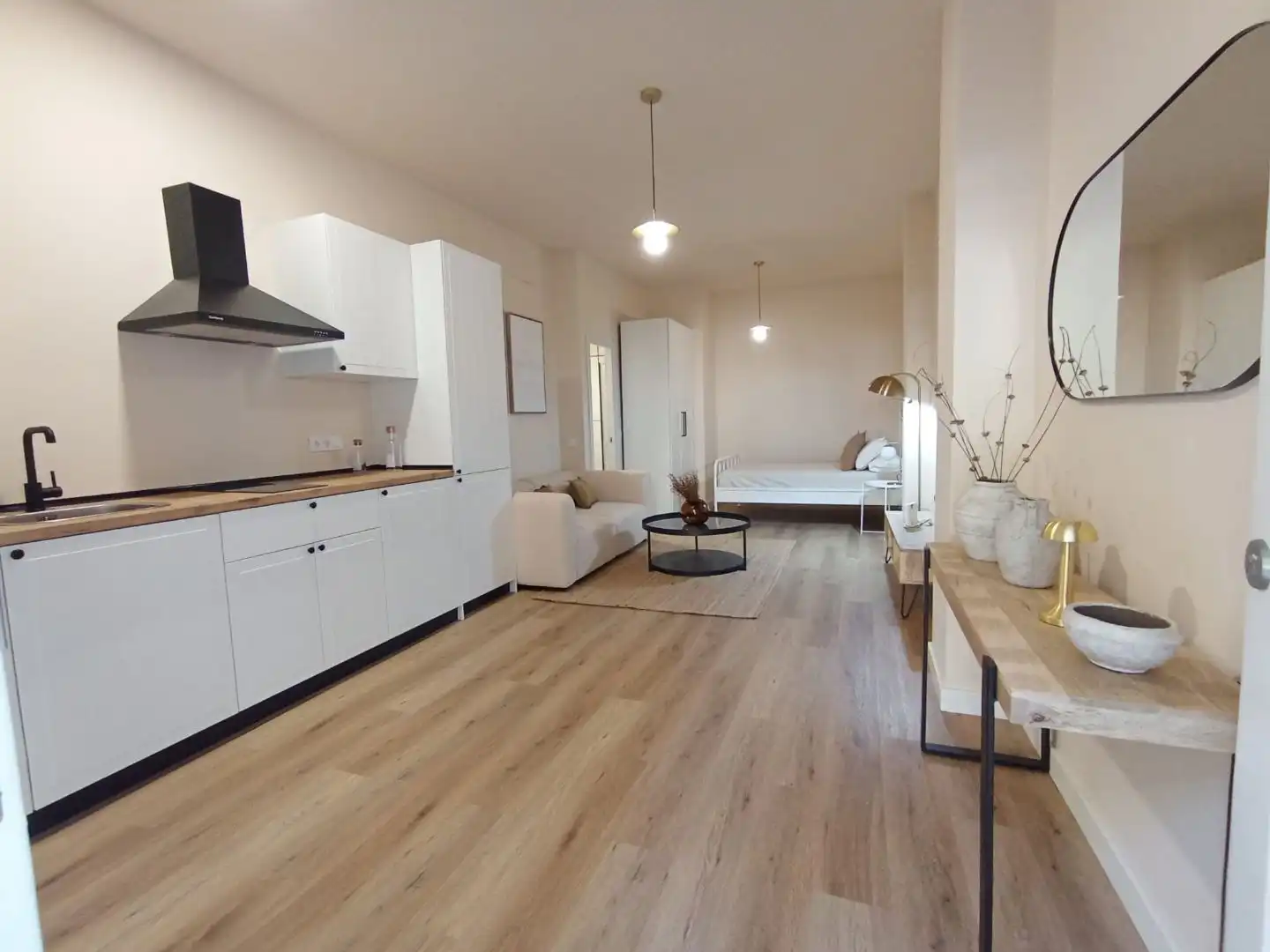 Apartamento de alquiler en Calle Isla Cristina, 14, Málaga Capital Apartamento de alquiler en Calle Isla Cristina, 14, Málaga Capital