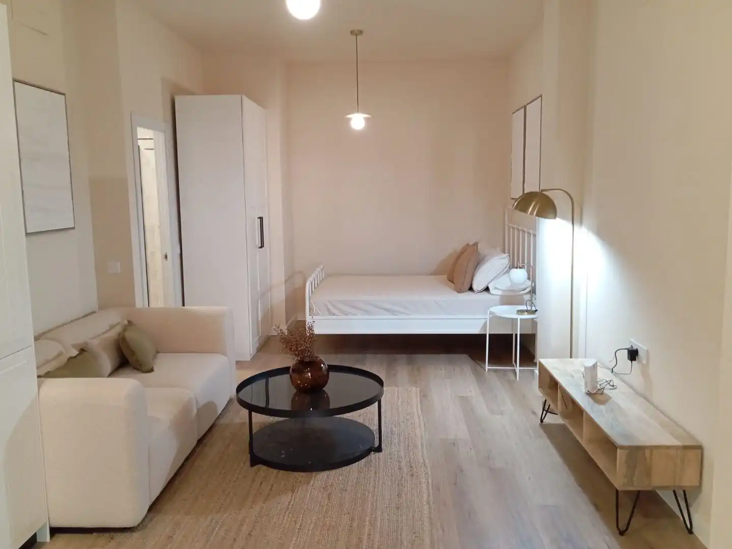 Apartamento de alquiler en Calle Isla Cristina, 14, Málaga Capital Apartamento de alquiler en Calle Isla Cristina, 14, Málaga Capital