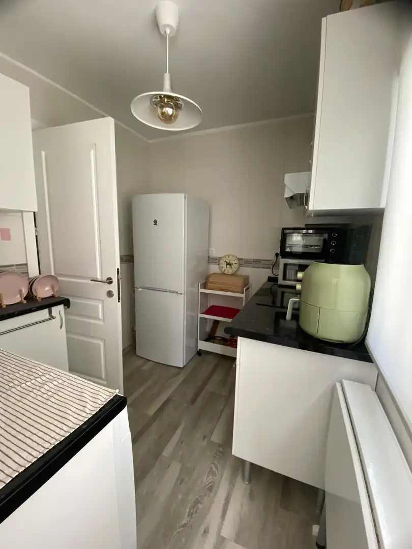 Piso en venta en Calle del Camino de los Vinateros, 33, Media Legua Cocina de Piso en venta en Madrid con Aire acondicionado, Calefacción y Trastero