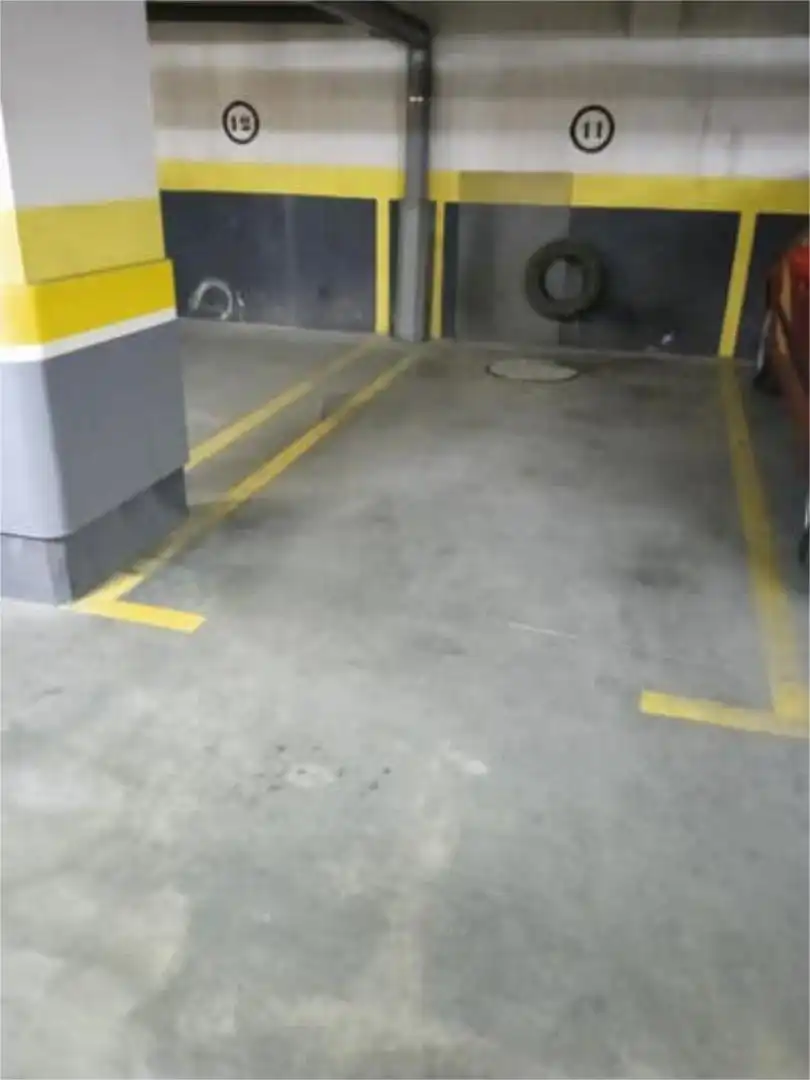 Parking of Garage for rent in Madrid