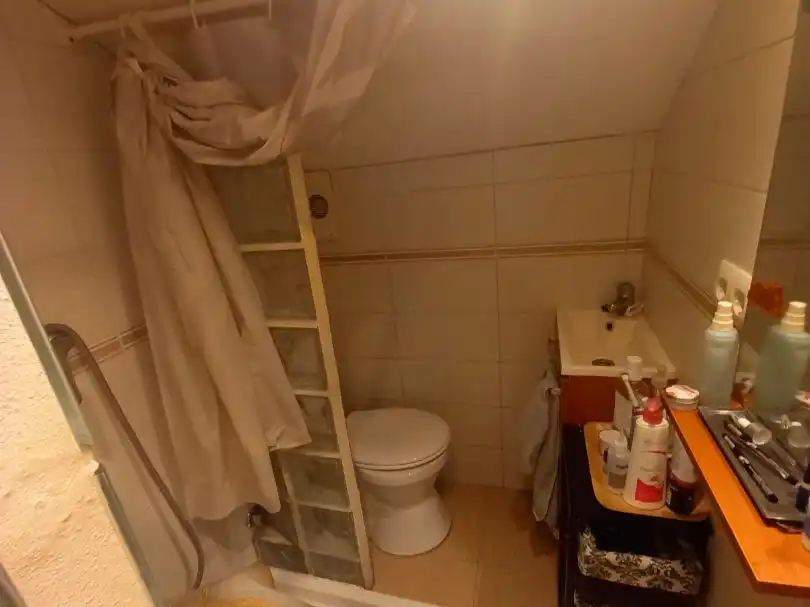 Ático de alquiler en Rúa Manuel Quiroga, 1, Pontevedra Capital Baño de Ático de alquiler en Pontevedra Capital