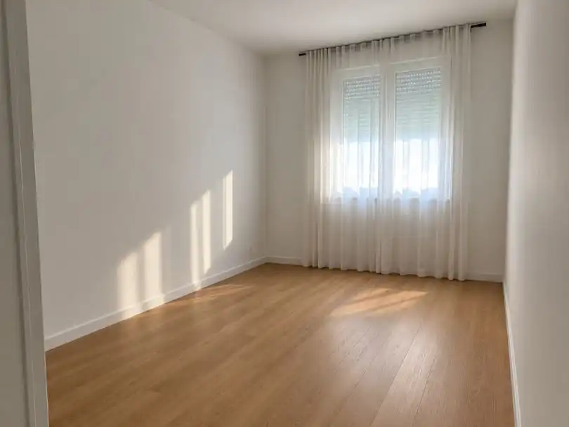Pis en venda a Calle Alcalá, 690, Rejas Dormitori de Pis en venda en Madrid Capital amb Aire condicionat i Piscina