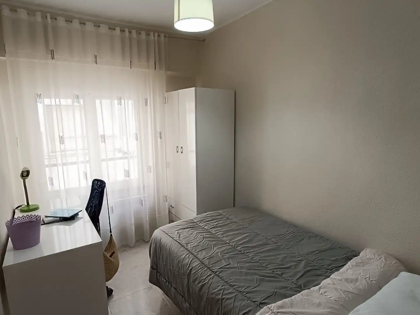 Flat for rent in Calle Galileo, 12, Garrido Sur Bedroom of Flat for rent in Salamanca Capital with Balcony