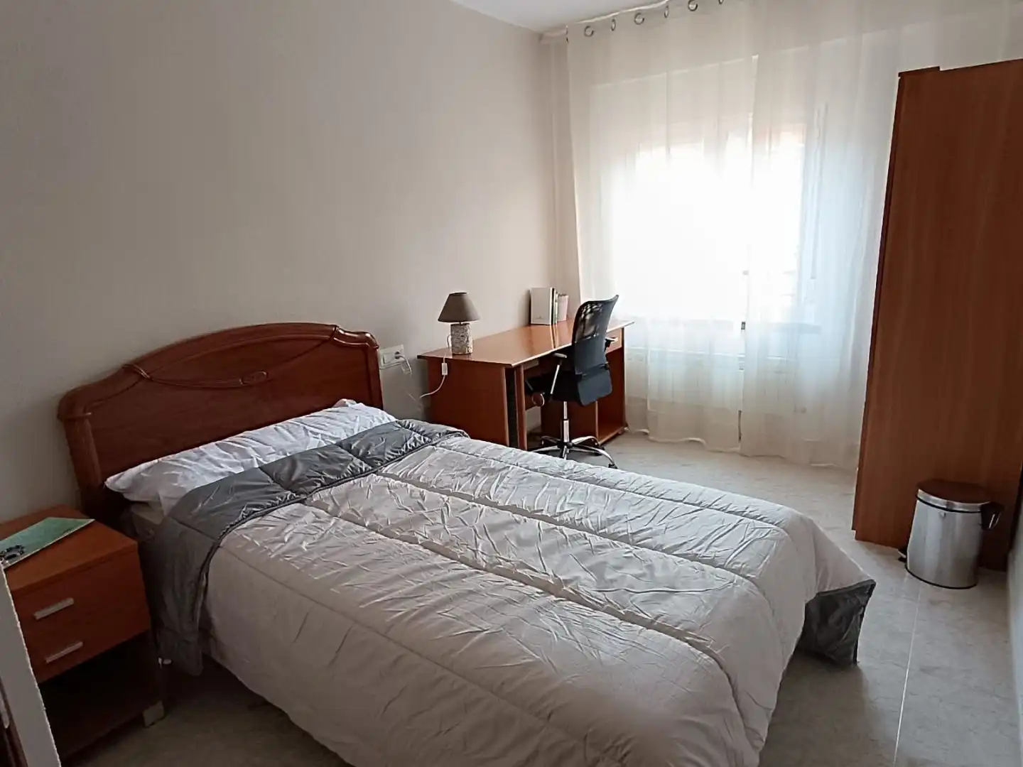 Flat for rent in Calle Galileo, 12, Garrido Sur Bedroom of Flat for rent in Salamanca Capital with Balcony