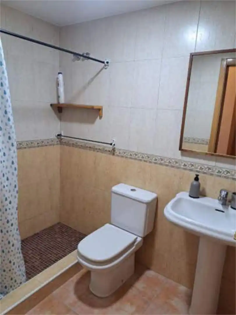Piso de alquiler en La Ñora Baño de Piso de alquiler en Murcia con Calefacción y Amueblado