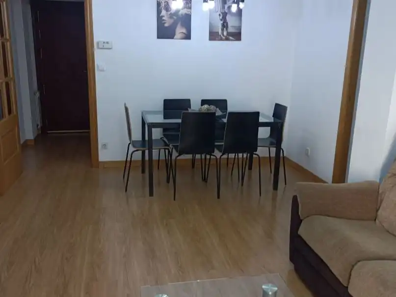 Piso de alquiler en Plaza de Gallur, 7, La Paz Comedor de Piso de alquiler en Zaragoza con Aire acondicionado, Calefacción y Parquet