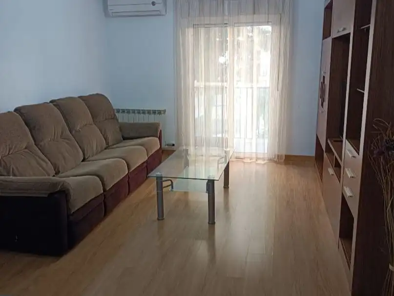 Piso de alquiler en Plaza de Gallur, 7, La Paz Sala de estar de Piso de alquiler en Zaragoza con Aire acondicionado, Calefacción y Parquet