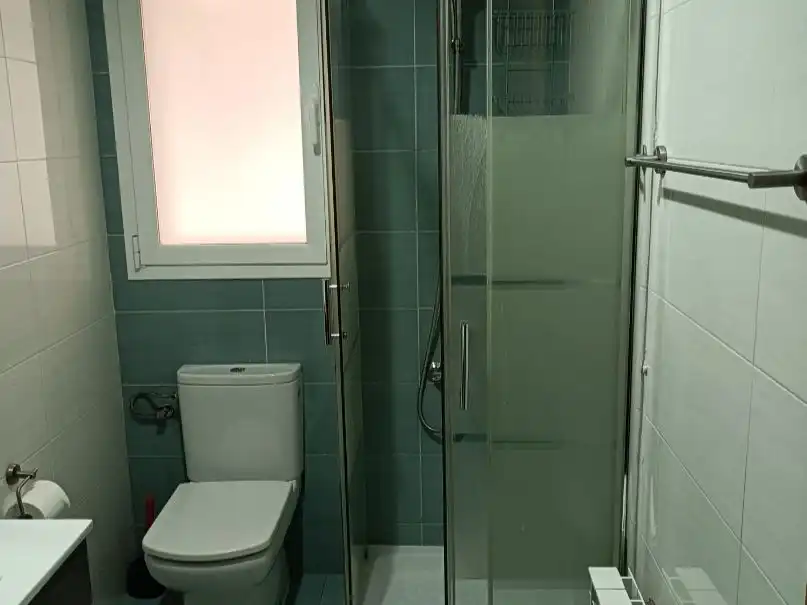 Piso de alquiler en Plaza de Gallur, 7, La Paz Baño de Piso de alquiler en Zaragoza con Aire acondicionado, Calefacción y Parquet