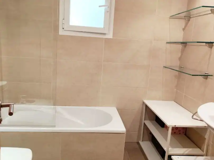 Bathroom of Flat for sale in Eivissa  with Air Conditioner and Terrace