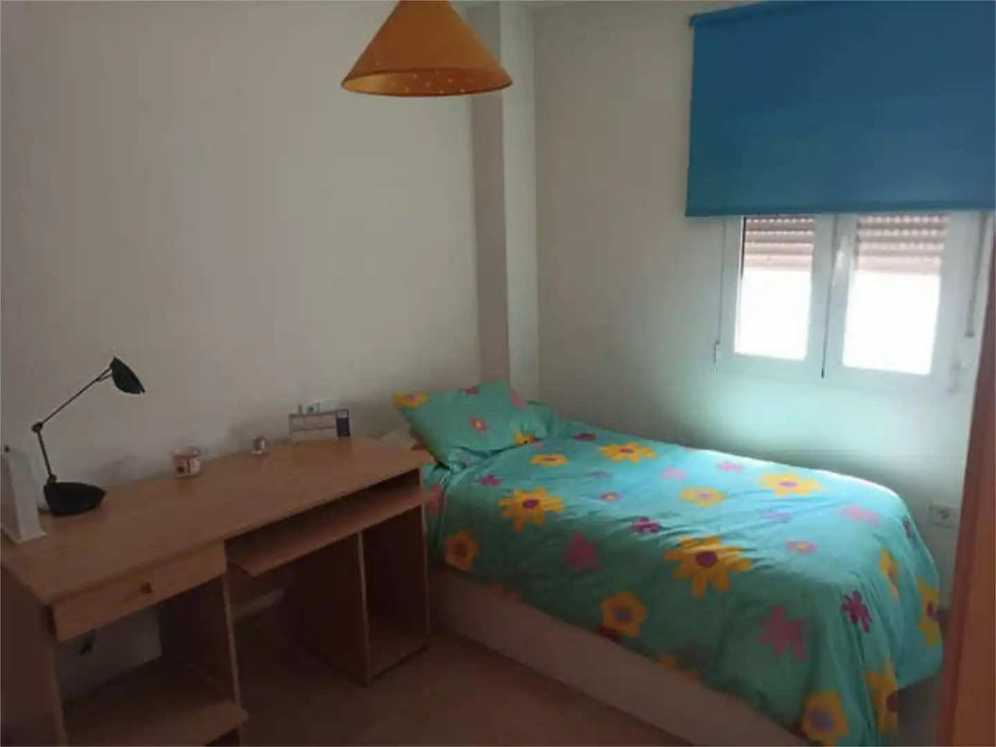 Piso de alquiler en Astilleros - La Paz - Loreto - El Corte Inglés Habitación de Piso de alquiler en Cádiz con Jardín privado y Amueblado