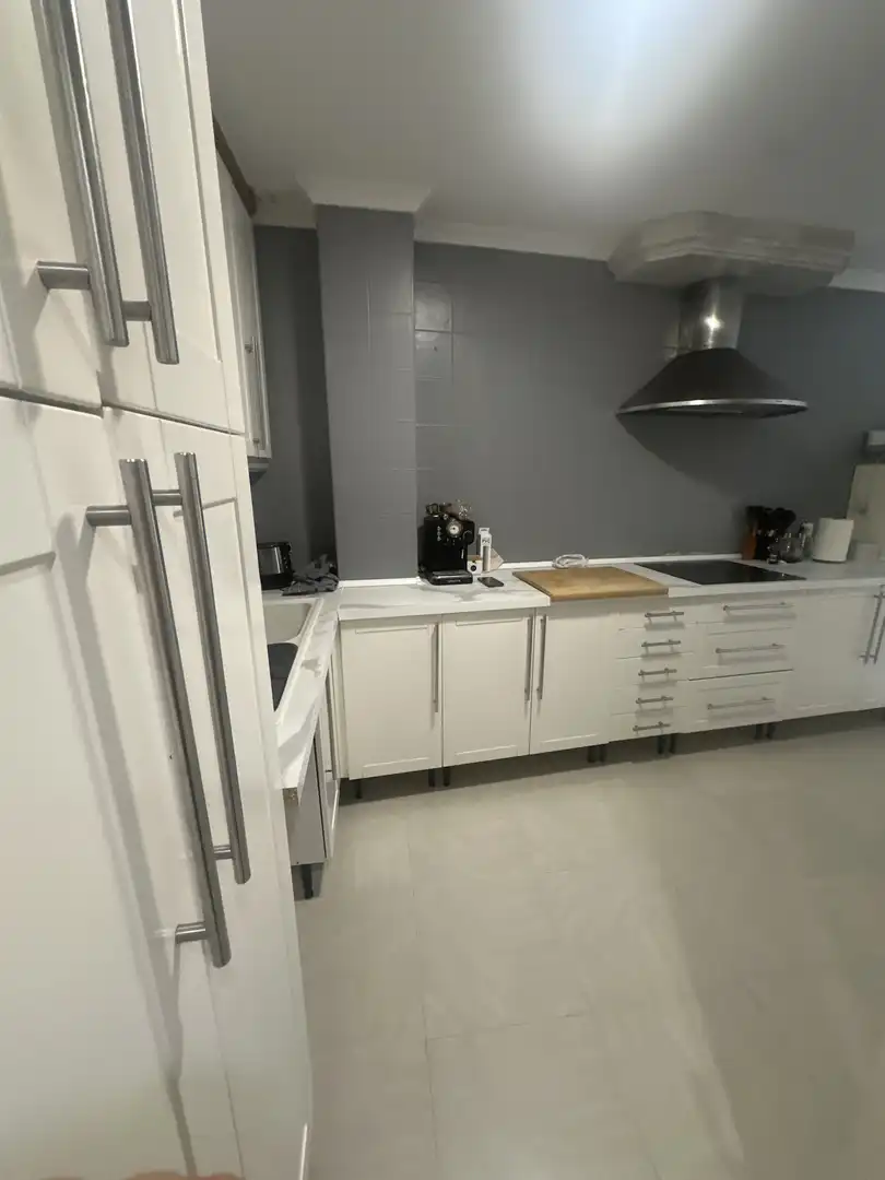 Wohnung zum Verkauf in Calle Adamaditas, 4, Centro Ciudad Küche von Wohnung zum Verkauf in Plasencia mit Klimaanlage und Terrasse