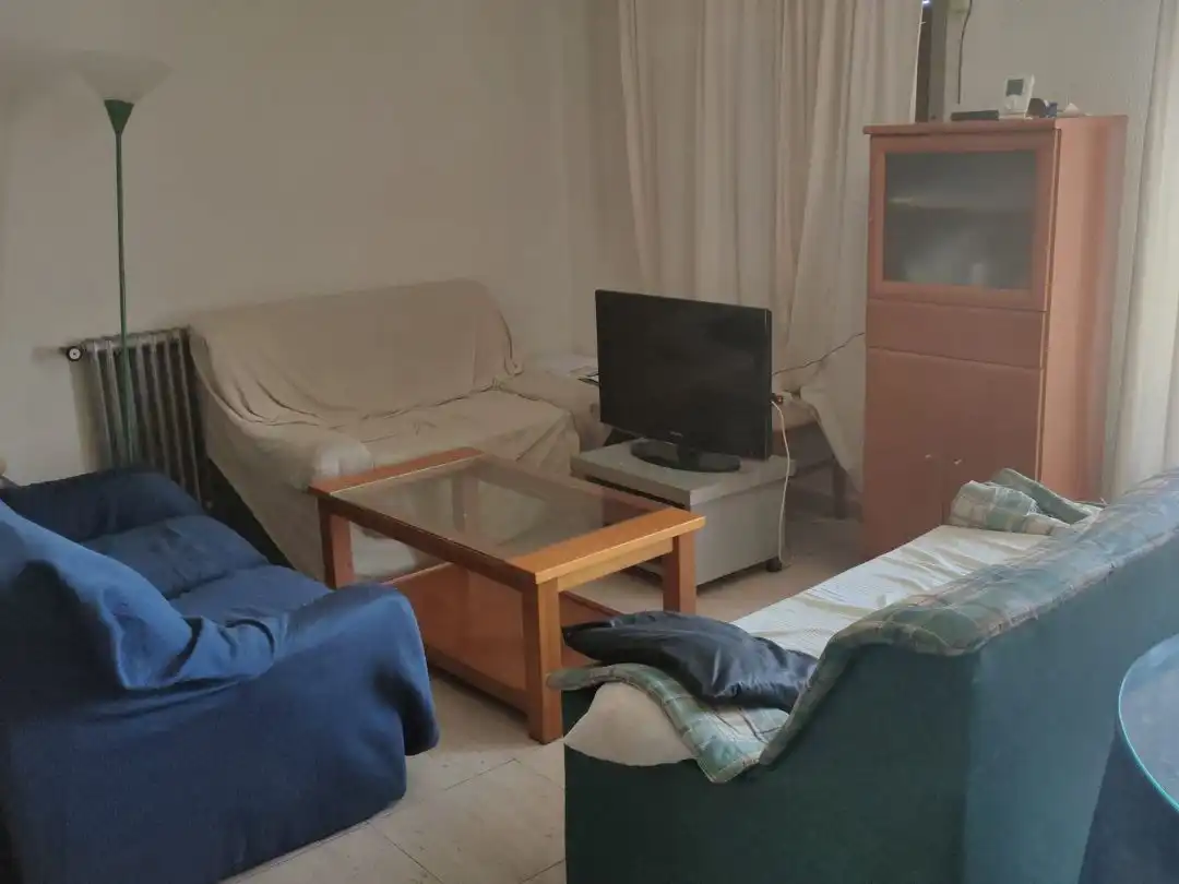 Zimmer in Paseo de San Vicente, 52, La Platina- Hospital - Campus Wohnzimmer von Wohnung zur untervermieten in Salamanca mit Heizung, Möbliert und Balkon