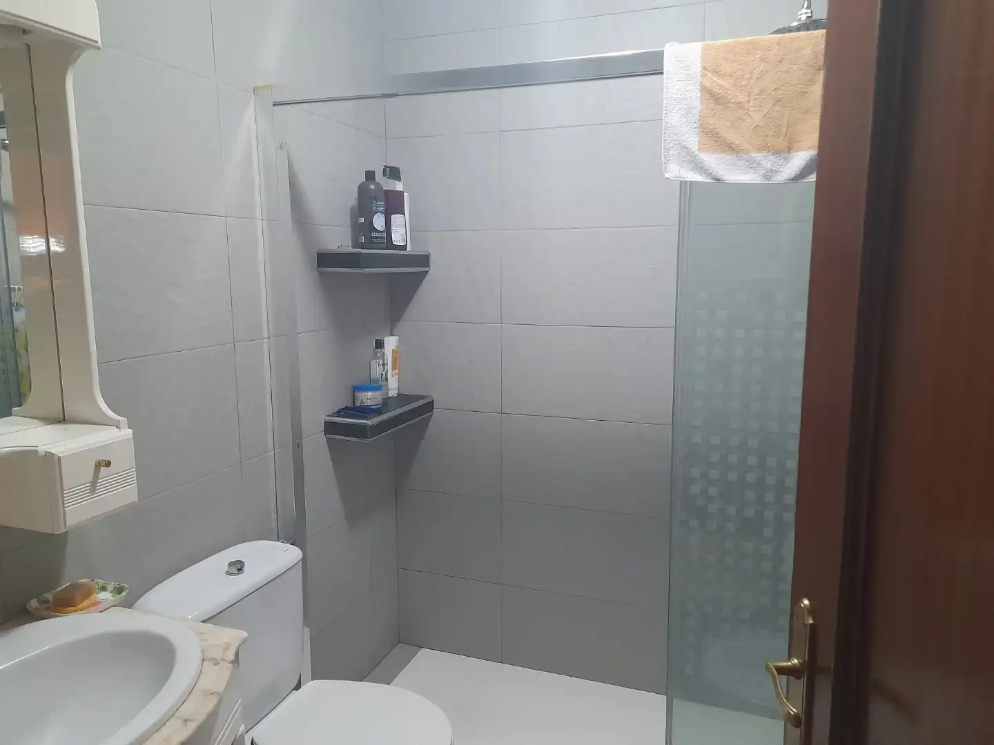 Casa o xalet en venda a Callejón Callejuela, 18, Iriépal - Taracena - Valdenoches Bany de Casa o xalet en venda en Guadalajara amb Jardí privat, Terrassa i Piscina