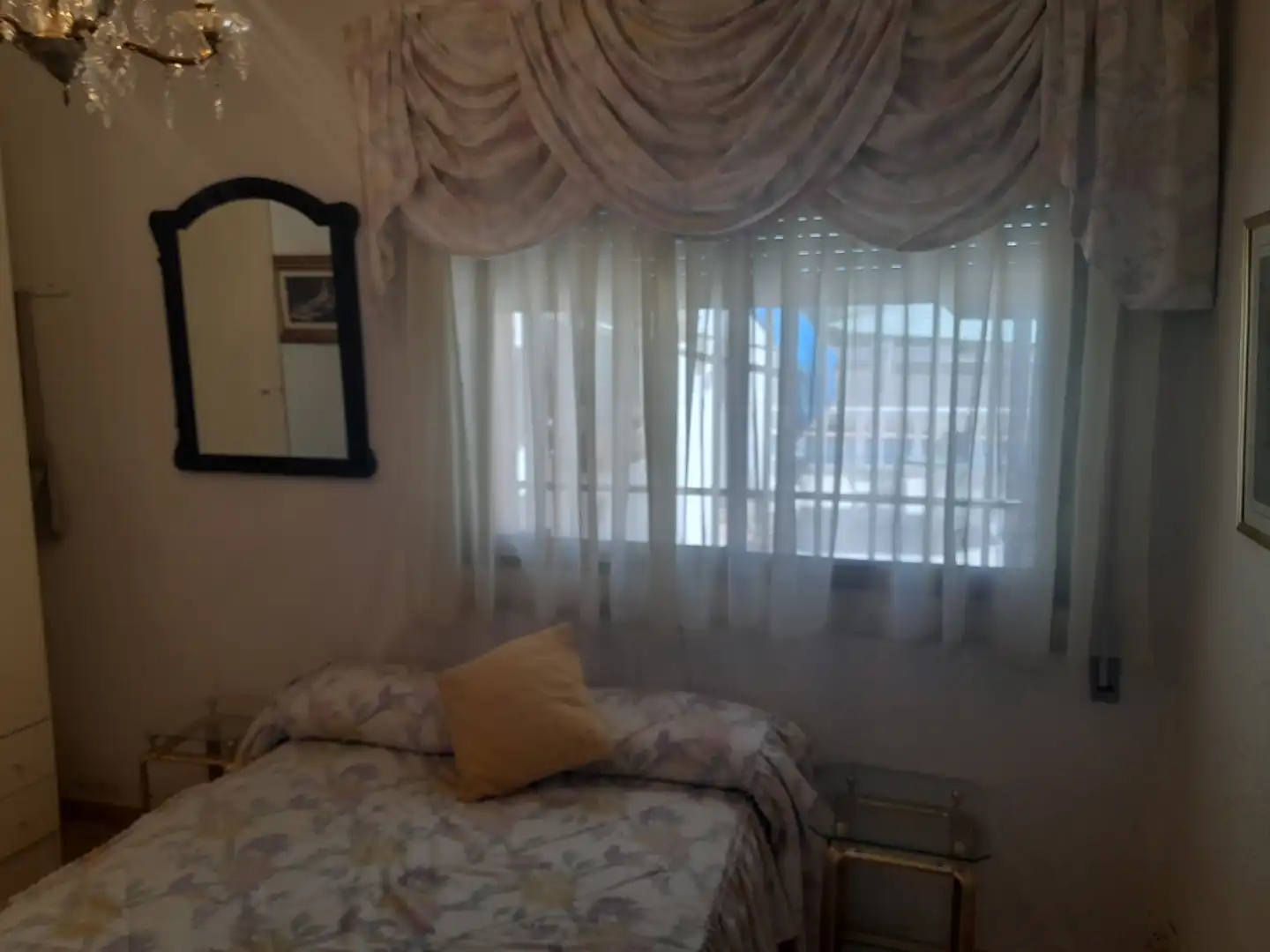 Casa o xalet en venda a Callejón Callejuela, 18, Iriépal - Taracena - Valdenoches Dormitori de Casa o xalet en venda en Guadalajara amb Jardí privat, Terrassa i Piscina