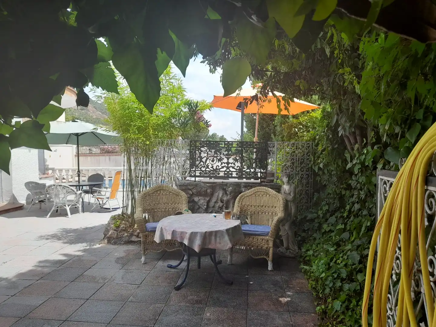 Casa o xalet en venda a Callejón Callejuela, 18, Iriépal - Taracena - Valdenoches Terrassa de Casa o xalet en venda en Guadalajara amb Jardí privat, Terrassa i Piscina