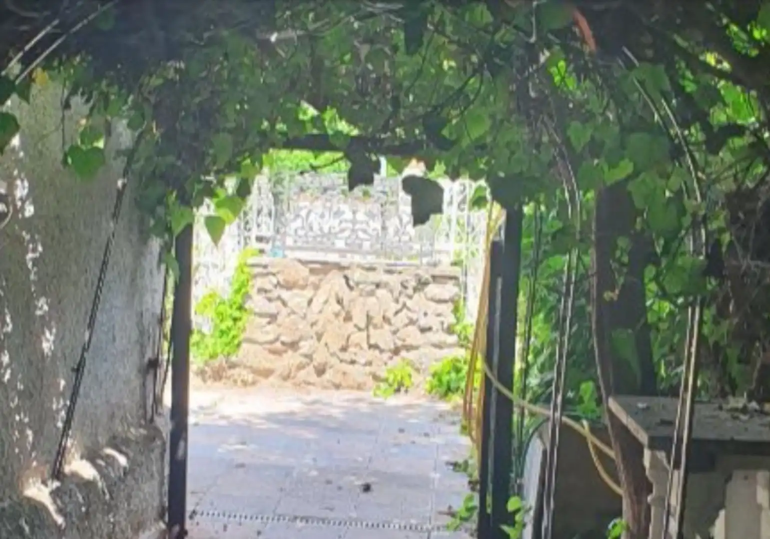 Casa o xalet en venda a Callejón Callejuela, 18, Iriépal - Taracena - Valdenoches Casa o xalet en venda en Guadalajara amb Jardí privat, Terrassa i Piscina