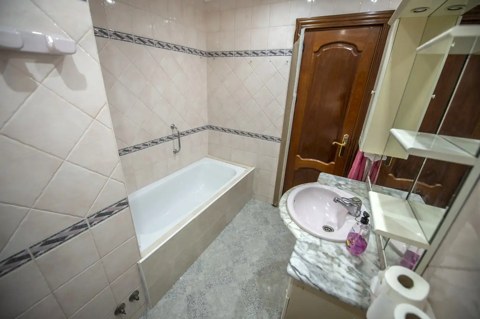 Bany de Pis en venda en Málaga Capital amb Aire condicionat