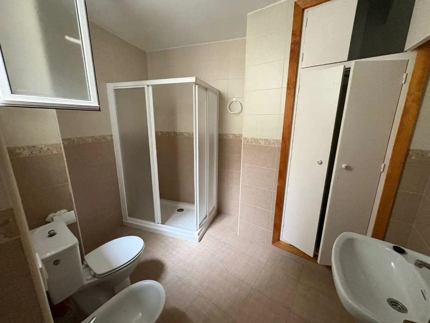 Flat for sale in Plaza del Capitan Menendez Arango, 2, Tarifa ciudad Bathroom of Flat for sale in Tarifa