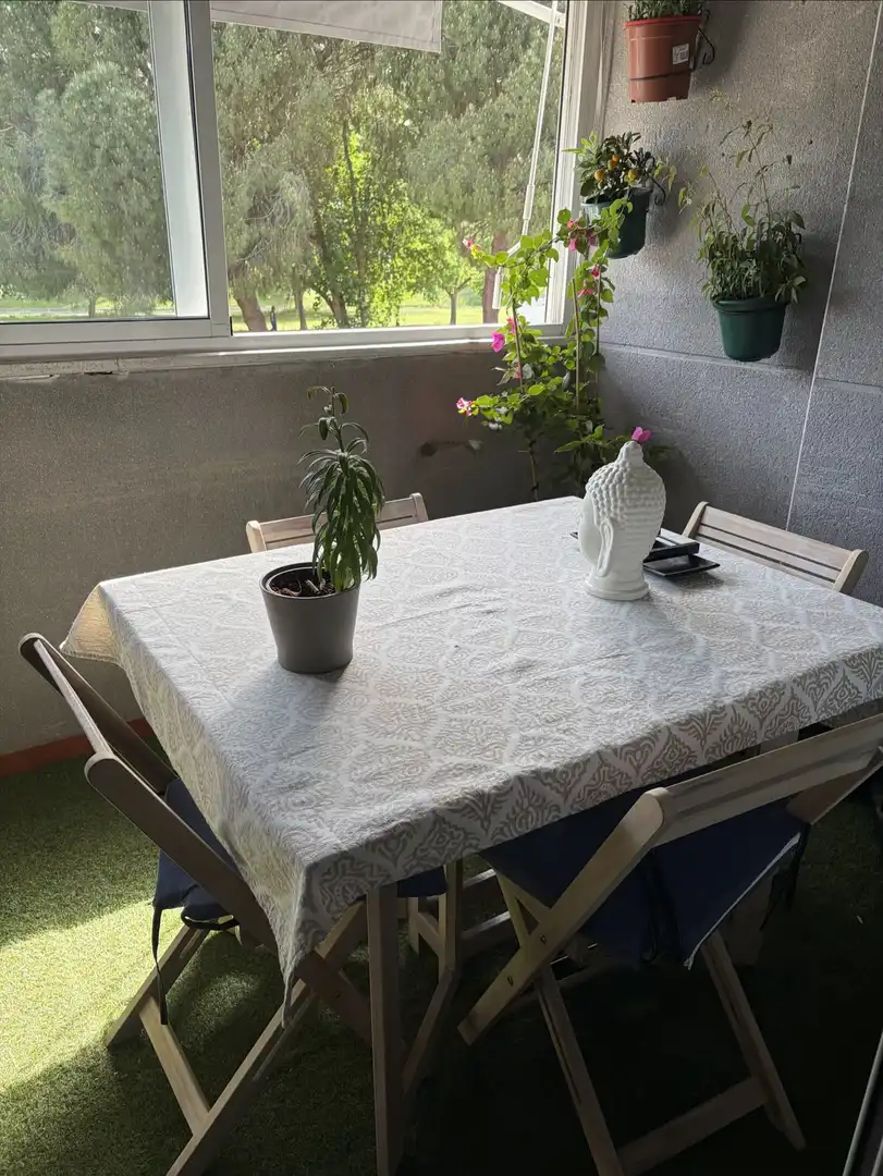Wohnung zum Verkauf in Calle Sierra de Tentudía, Norte Terrasse von Wohnung zum Verkauf in Mérida mit Privatgarten und Möbliert