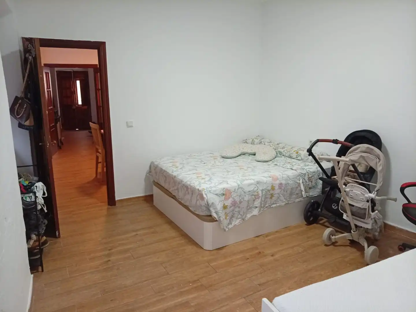 Erdgeschoss zum Verkauf in Calle Escopeteros, 14, Casco Antiguo Schlafzimmer von Erdgeschoss zum Verkauf in Algeciras mit Terrasse, Abstellraum und Möbliert
