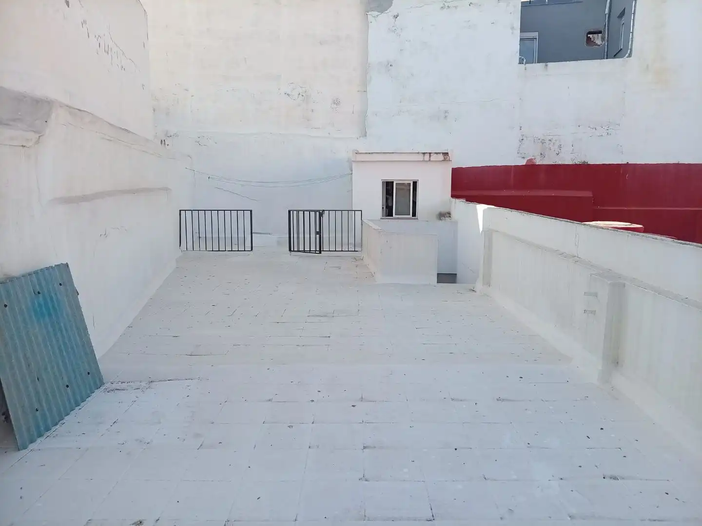 Erdgeschoss zum Verkauf in Calle Escopeteros, 14, Casco Antiguo Terrasse von Erdgeschoss zum Verkauf in Algeciras mit Terrasse, Abstellraum und Möbliert