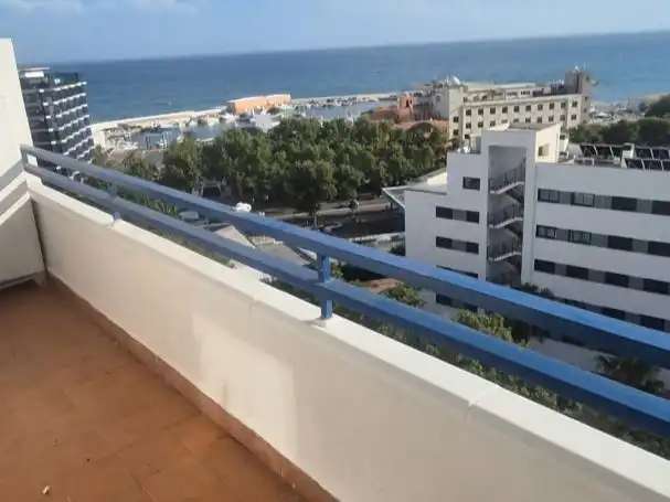 Piso en venta en Avenida General López Domínguez, 4, Los Jardines de Marbella - La Ermita Vista exterior de Piso en venta en Marbella con Aire acondicionado, Jardín privado y Terraza