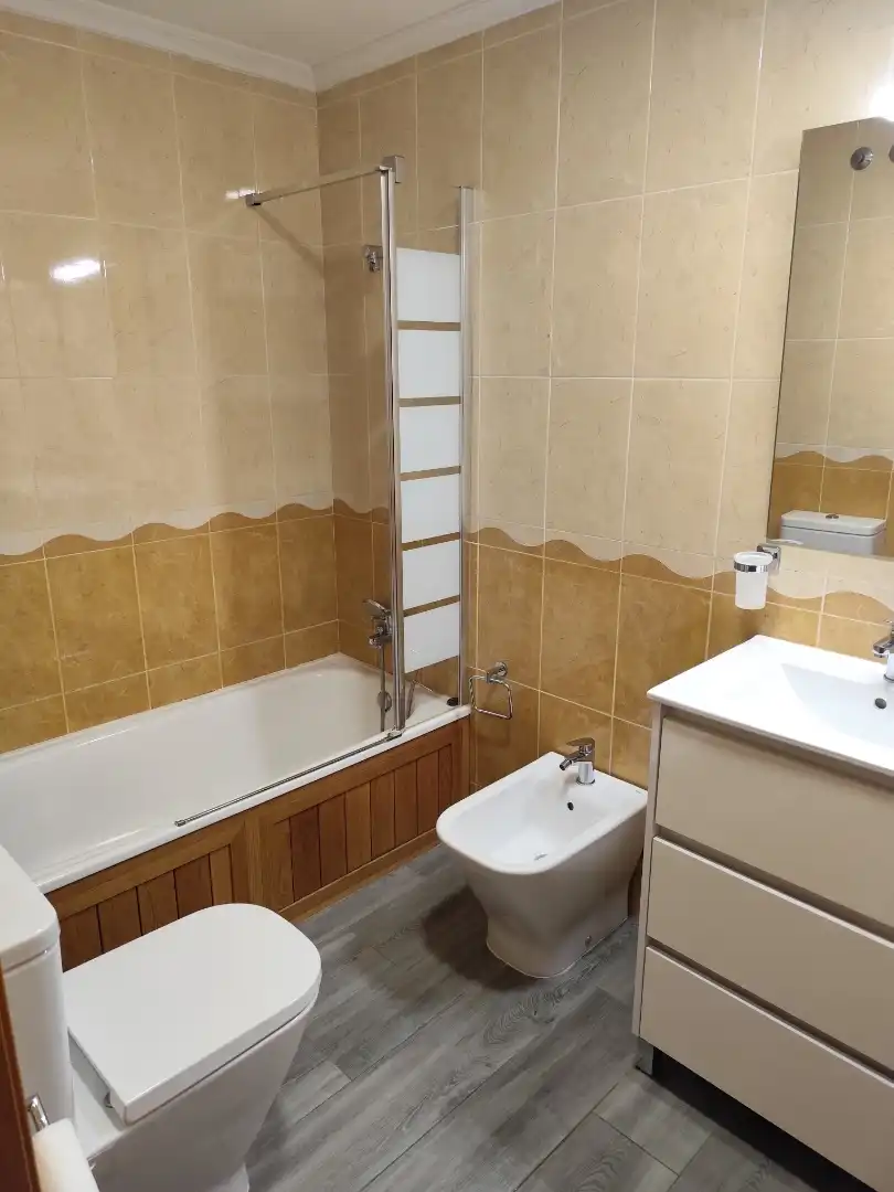 Piso en venta en Calle Ramón y Cajal, 23, Almoradí Baño de Piso en venta en Almoradí con Aire acondicionado